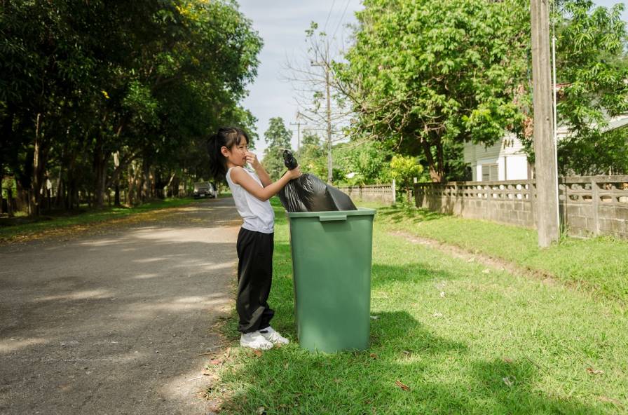 Life Hacks to Make Your Bin Life Easier