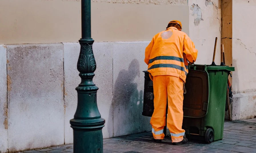 Looking after your bin in the summer months