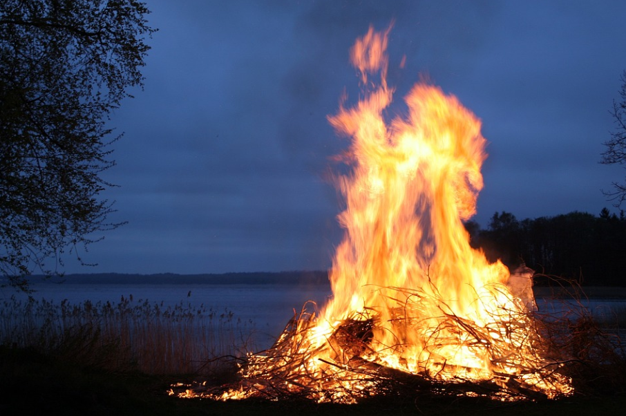 How To Reduce Your Waste This Bonfire Night 